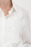 Blouse with flower embroidery